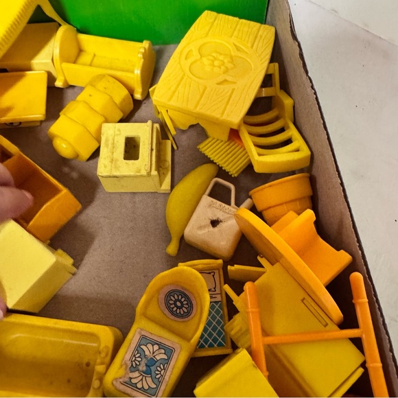 Yellow and Blue Kids Toy Set dollhouse furniture miniatures vintage - Picture 5 of 15